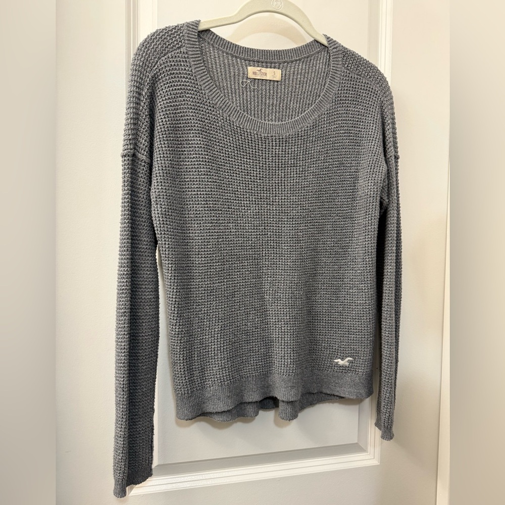 Hollister Charcoal Knit Pullover